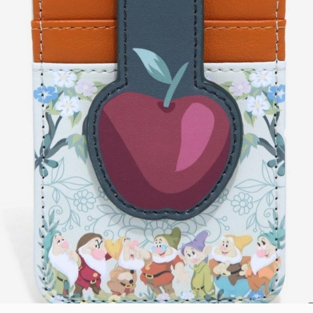 Loungefly Snow White and the Seven Dwarfs Handbag / Crossbody and Cardholder - Picture 8 of 16